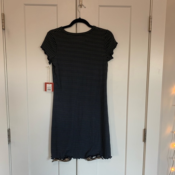 Mossimo Striped Dress - Picture 2 of 3